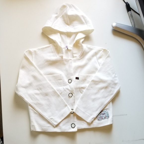 2 for 25! White Hoodie Kids Jacket Size 5-6 - Picture 1 of 7